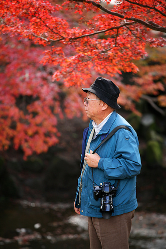 Японец в парке