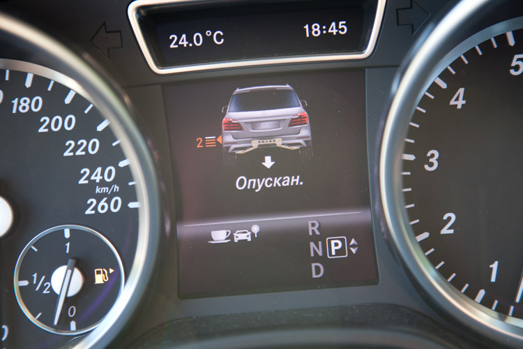 Рабочий дисплей в Mercedes Benz GL500