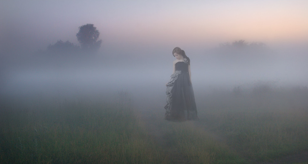 Девушка в тумане. Фото: Vadim Trunov