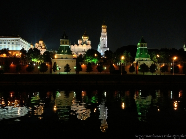 Кремль. Снято телефоном. Автор: Сергей Коршунов