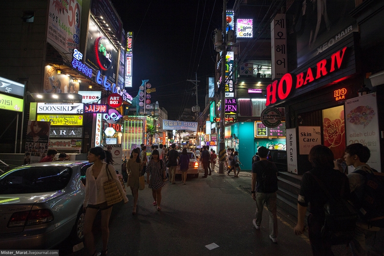 Улицы Сеула ночью
