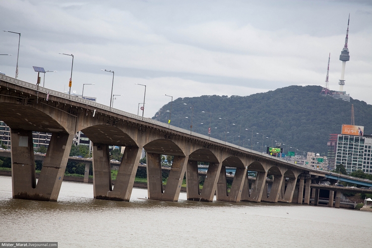 Автомобильный мост Банпо, Сеул