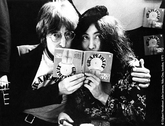 Джон Леннон и Йоко Оно. Фото: Гисберт Ханекроот