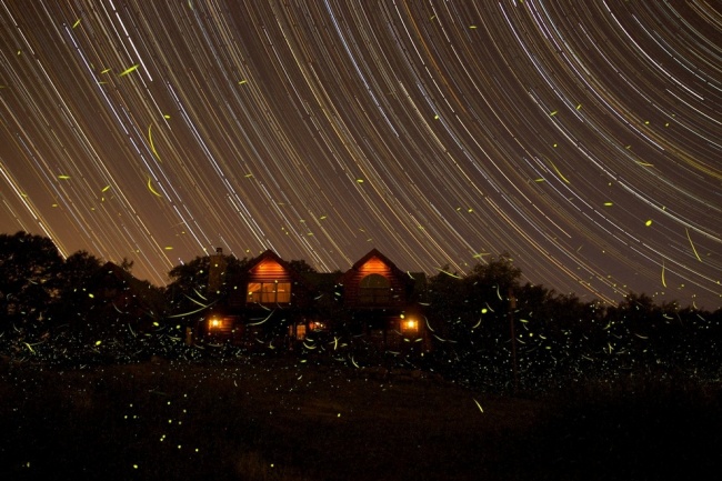 Рекомендация жюри: «Летние ночи в Мичигане». (Michael A. Rosinski/Astronomy Photographer of the Year)