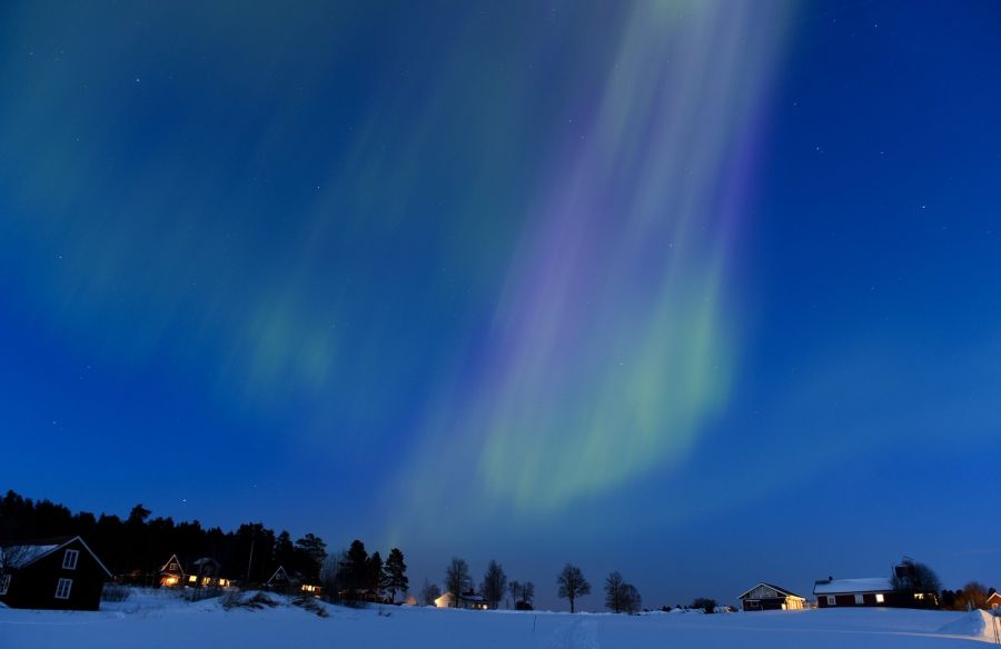 Северное сияние в небе над Эстерсундом, Швеция