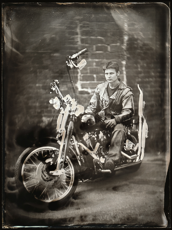 Мотоцикл. Амбротипия. Фото: Андрей Шерстюк