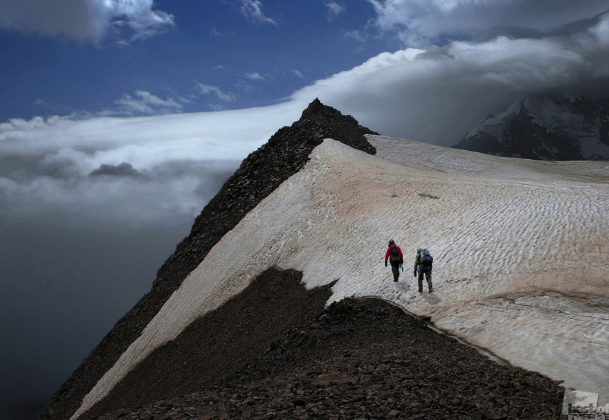 «Вершина». Снято в ущелье Адыл-су в сентябре 2012 года. Высота-3950м. Хасан Журтов, п.Эльбрус, Кабардино-Балкария