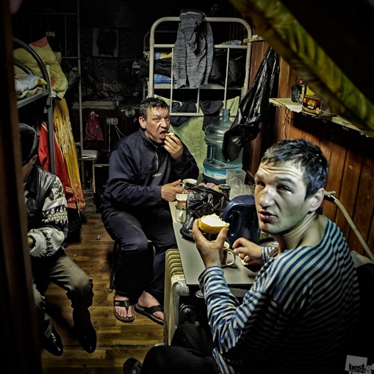 «Завтрак мигранта». Ростислав Красноперов, город Балашиха