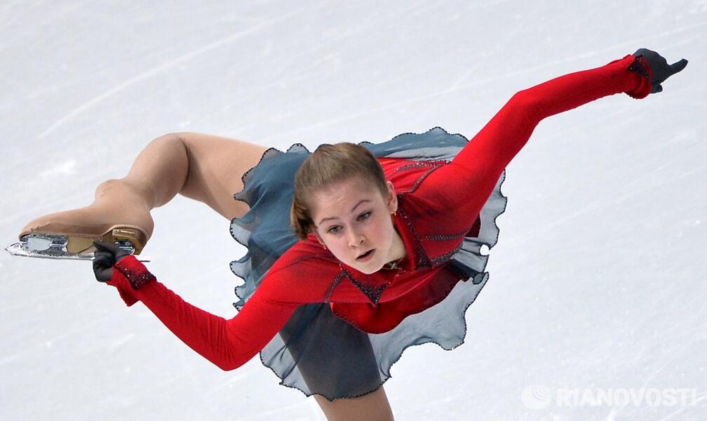 Юлия Липницкая стала самой юной Чемпионкой зимних ОИ. РИА Новости