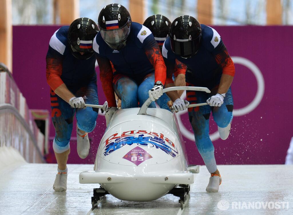 Экипаж бобслеиста Зубкова принес России 13-е золото Олимпиады