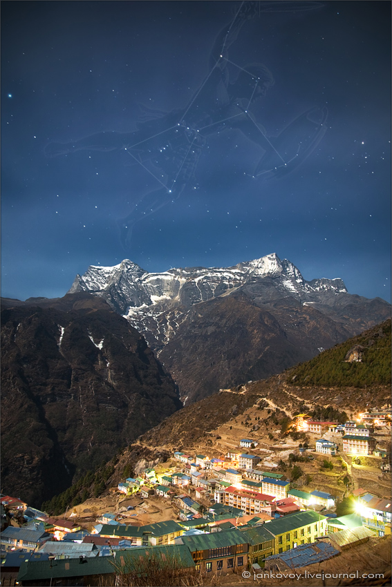 Непал, национальный парк Сагарматха в районе Эвереста, созвездие Ориона над Намче Базаром (3500 м) | 30 сек., f/4, ISO 400, ФР 24 мм, полнолуние (Canon EOS 5D + Canon EF 24–105 mm f/4 L IS USM)
