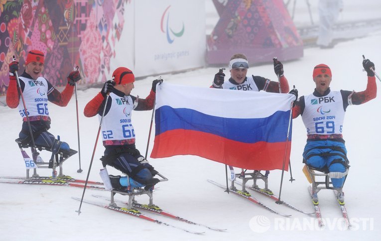 Российские биатлонисты завоевали все медали в гонке на 12,5 км в Сочи