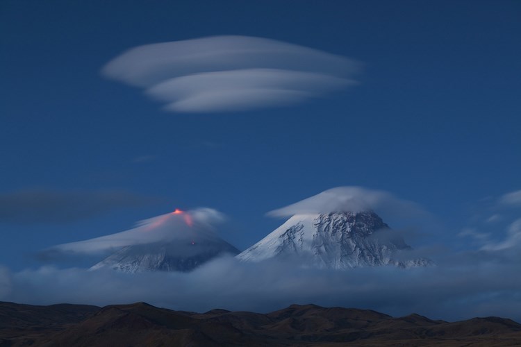 Извержение вулкана Ключевская сопка в 2010 году. Фото: Денис Будьков