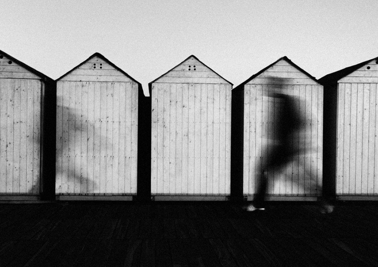 Фигура человека, снятая на длинной выдержке. Фото: Barbara Orienti