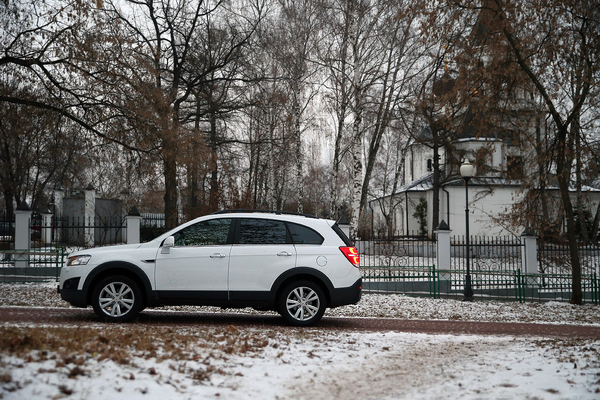 Chevrolet Captiva 2,2 D. Фото Владимира Повшенко